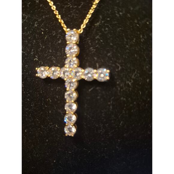 Vintage Diamonique Cross necklace - Picture 5 of 11